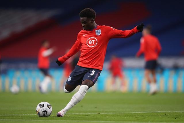 半场战报：都灵1-1科莫，弗拉希奇点射，阿达伊建功